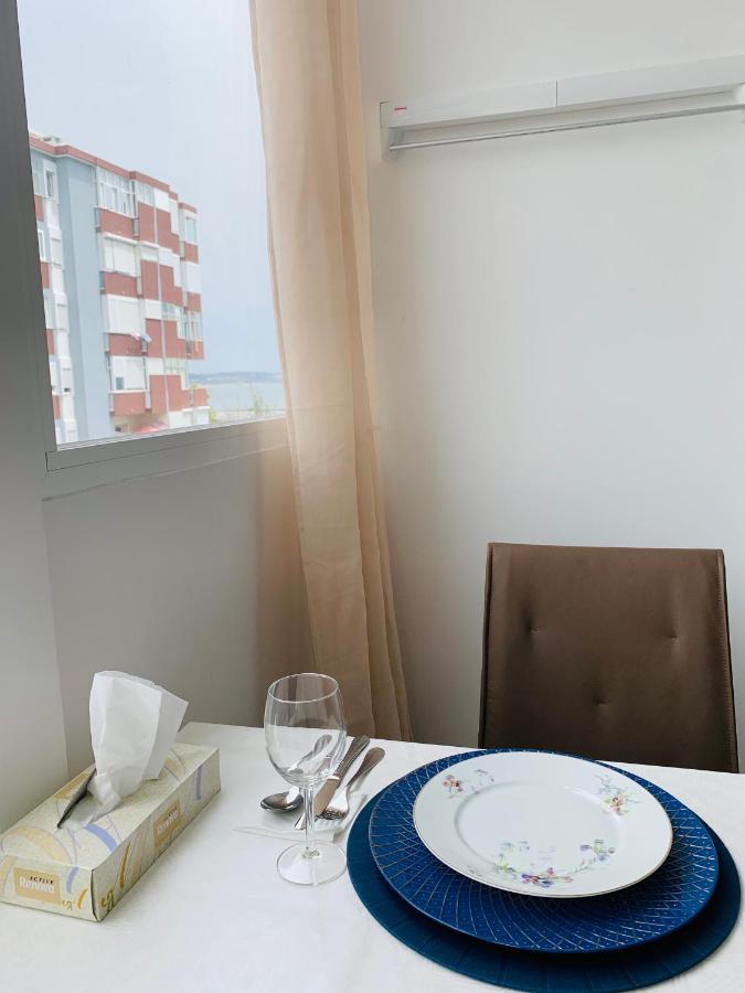The Apartment Near The Beach In Oeiras Paço de Arcos Zewnętrze zdjęcie